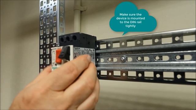 Mounting & Unmounting TeSys GV Manual Starter to DIN Rails | Schneider Electric Support смотреть онлайн