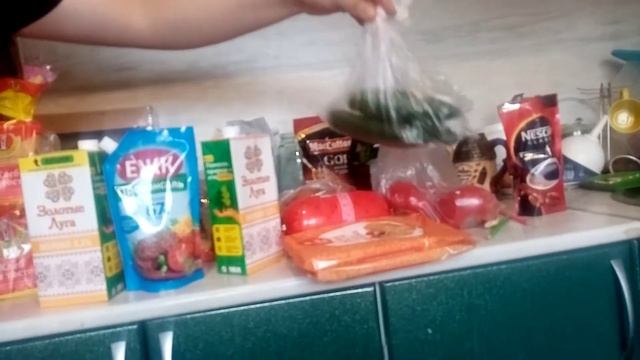 Закупка.Продукты.Светофор и К Б.Аукцион, что первым съестся.Купил микрофон  с рук,в рассрочку.