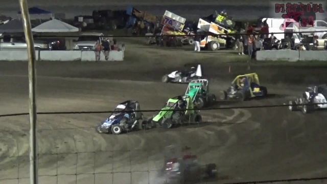 Dirt Track Racing Crashes #4 смотреть онлайн