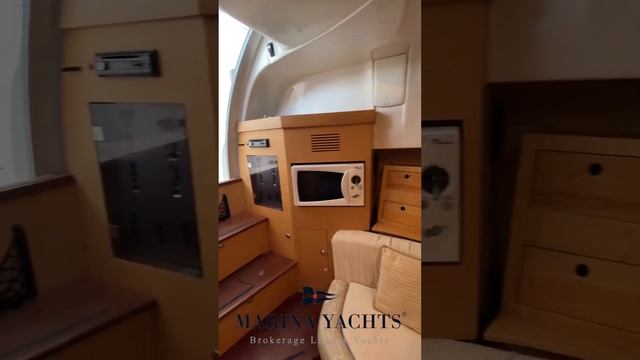 CRANCHI ZAFFIRO 32 T-TOP (2006) - ITALY смотреть онлайн