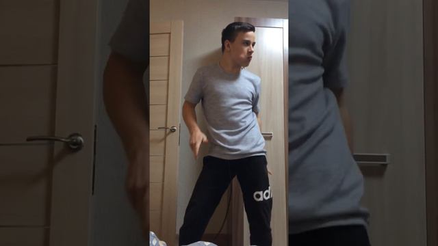 КАВЕР НА ЕГОРА КРИДА «КРУТОЙ» смотреть онлайн