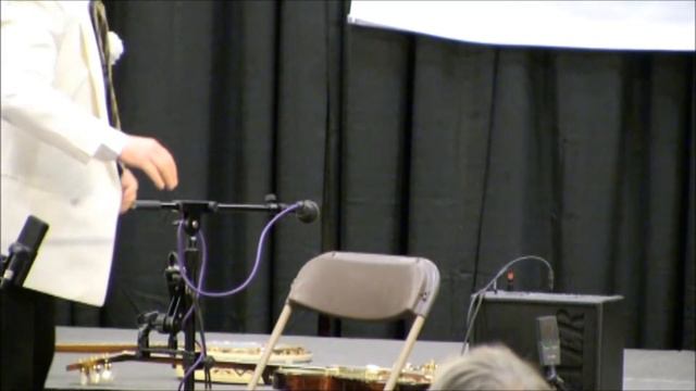 Sean Moyses (The Banjo Man) performing in Dearborn, Michigan, USA. смотреть онлайн