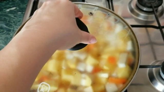 ОВОЩНОЕ РАГУ С КОРНЕМ СЕЛЬДЕРЕЯ смотреть онлайн