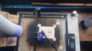 «Диодный лазер в работе: резка фанеры 4 мм»;