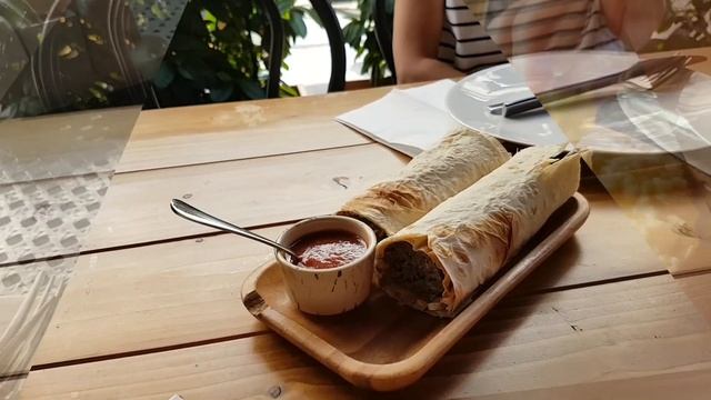 Грузия. Рестораны и кафе Тбилиси. Где вкусно и не дорого поесть Меню ресторана самикитно. смотреть онлайн