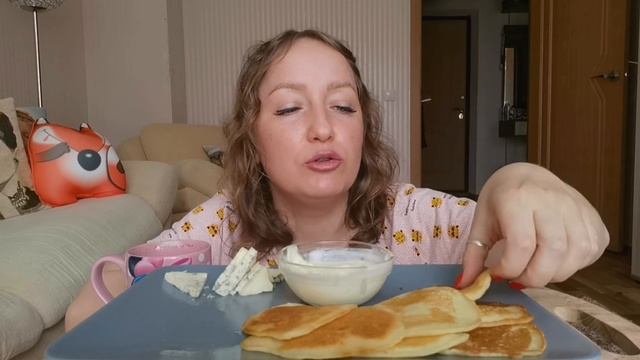 Планы НА СТАРОСТЬ ? / МУКБАНГ / ОЛАДЬИ с йогуртом / СЫР с плесенью смотреть онлайн