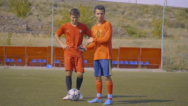 ПОПРОБУЙ ПОВТОРИТЬ ЗА 3 МИНУТЫ! ФУТБОЛЬНЫЕ НАВЫКИ смотреть онлайн