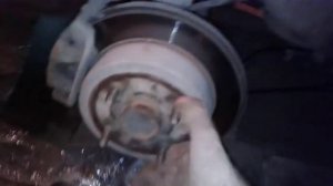 Лачетти клинят колодки стояночного тормоза