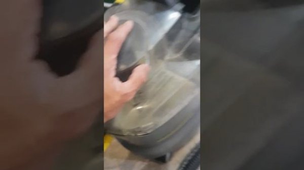 Плюсы минусы моющего пылесоса Karcher Puzzi 8/1