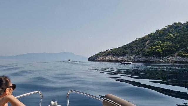 По Ионическому морю на катере! Лутраки Греция 💕 Наша жизнь в Германии! 🇩🇪 смотреть онлайн