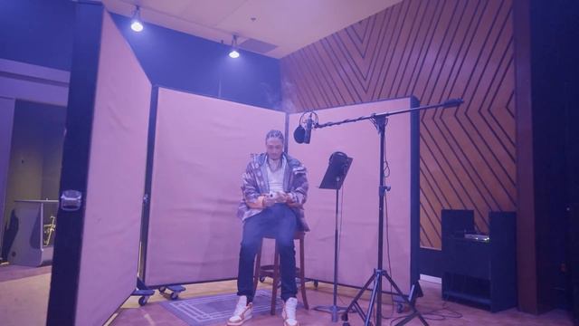 Solo OTA x Casper TNG - 1000 Hunnids (Official Video) смотреть онлайн
