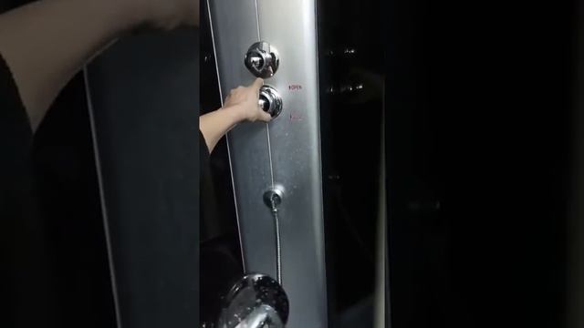 Включить воду в душе смотреть онлайн