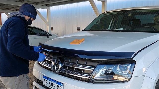 INSTALACIÓN DEFLECTOR DE CAPOT | Cód. 03060FU | VW AMAROK 2010+ смотреть онлайн