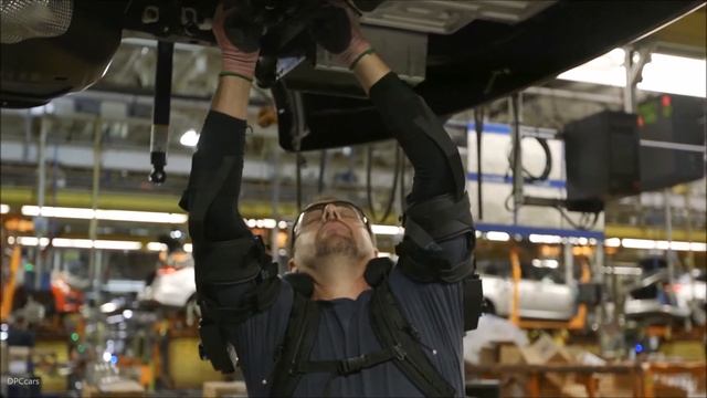 Ford Upper Body Exoskeletal Technology смотреть онлайн