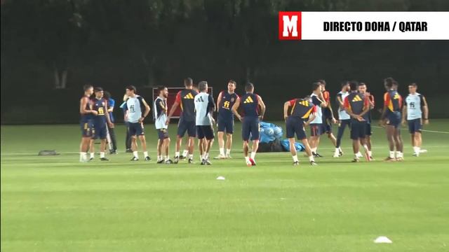 Entrenamiento de España después de la derrota ante Japón, EN DIRECTO смотреть онлайн