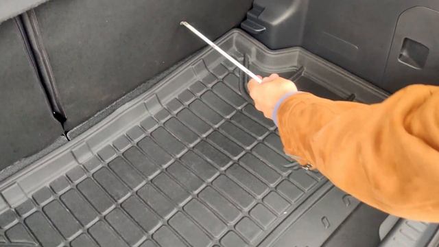 Toyota Yaris Hybrid IV generacji - prezentacja i rozmowa z właścicielem |4K смотреть онлайн