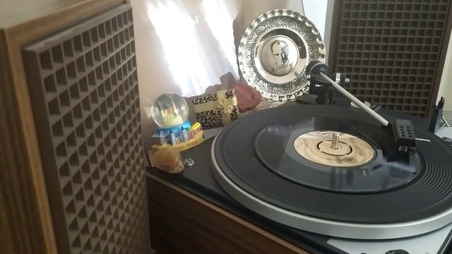 Bedia Akartürk - Kuzu Kuzu - Orjinal 45lik Plak Kaydı смотреть онлайн