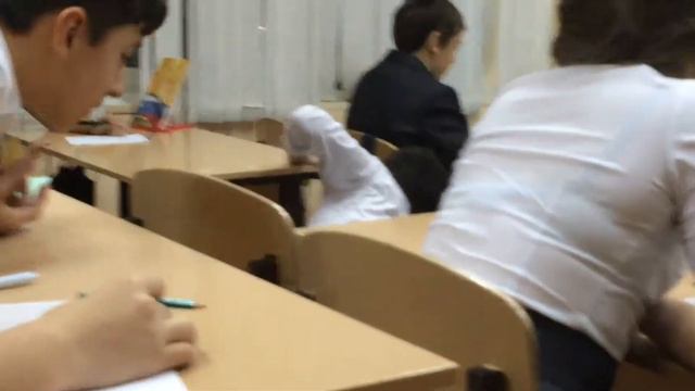 Урок Музыки | Бумажки смотреть онлайн