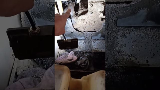 Как снять гидробак на эксковаторе-погрузчике CAT 432Е смотреть онлайн
