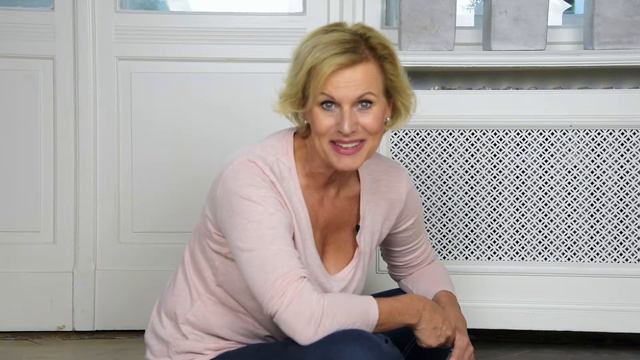 Adele Landauer - Abou Me смотреть онлайн