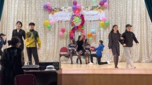 Веселый танец на 8 марта