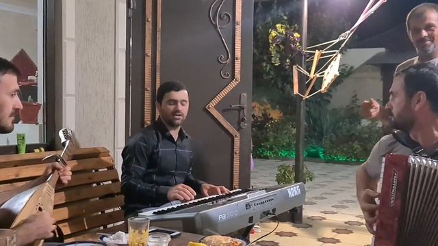 Исрапил, Рустам и Расул.. смотреть онлайн