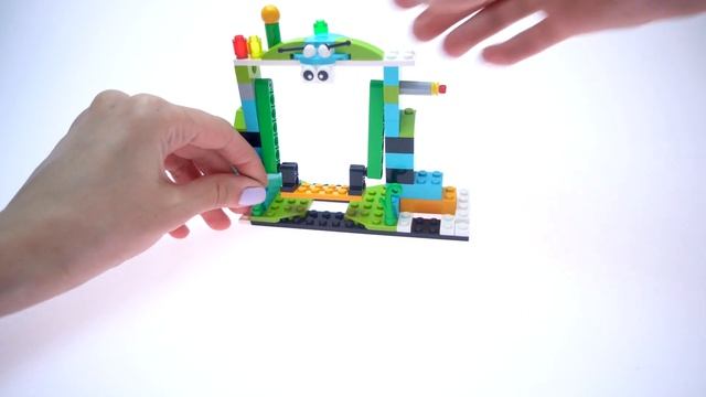 Play area LEGO WEDO 2 45300 at covid time/Игровая площадка из Лего Веду 2 смотреть онлайн