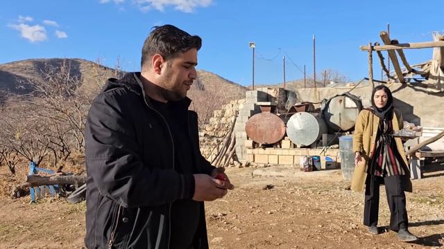 Iran Nomadic Life 💍 Gift Of A Ring To The Cameraman ❣️ Iranian Nomads