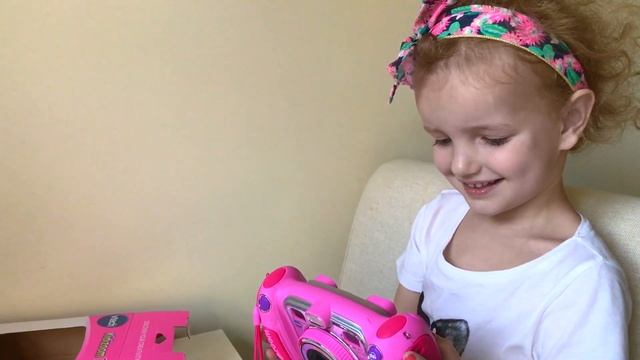 Распаковка ДЕТСКИЙ ФОТОАПАРАТ Кидизум Unpacking CHILD CAMERA Vtech Kidizoom DUO смотреть онлайн