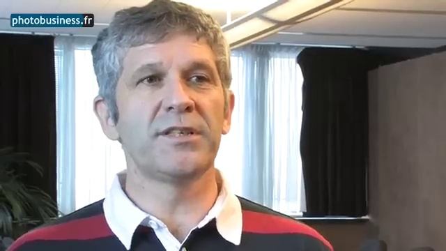 Canon EOS 1DX, le reflex professionnel qui sort les muscles смотреть онлайн