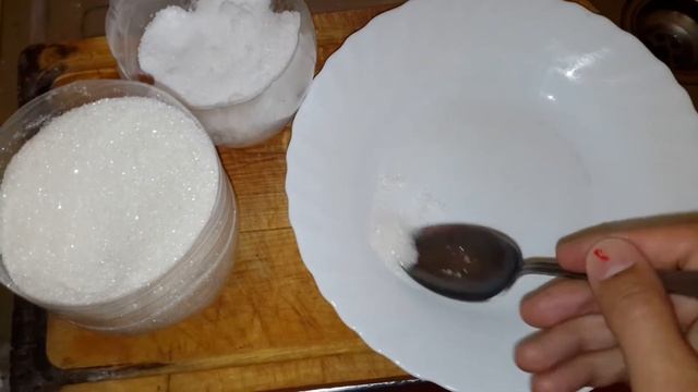 ЧТО БУДЕТ ЕСЛИ СМЕШАТЬ СОЛЬ С САХАРОМ И ПОПРОБОВАТЬ ЭТО НА ВКУС? смотреть онлайн