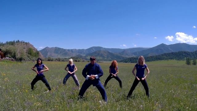 "Восемь отрезков парчи" - Алтаю смотреть онлайн