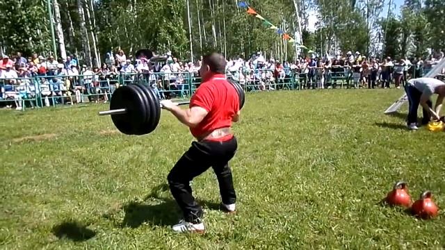 девушка поднимает штангу 110кг часть 1