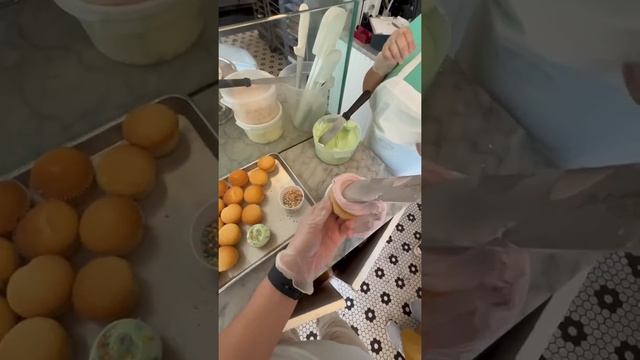 Magnolia Bakery Cupcake Redemption смотреть онлайн