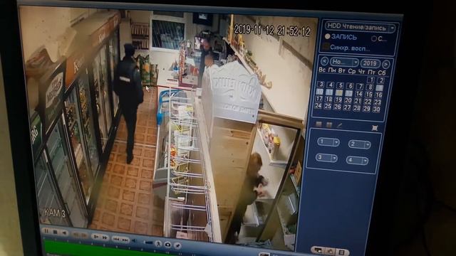 Незаконое проникновения Начальницы по несовершенолетним Герасимовой к предпринимателям г.Дмитрова смотреть онлайн