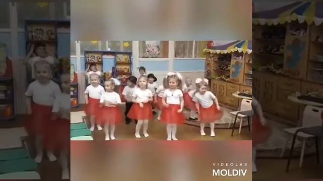 Танец на День матери в средней группе «Ай будет круто» смотреть онлайн