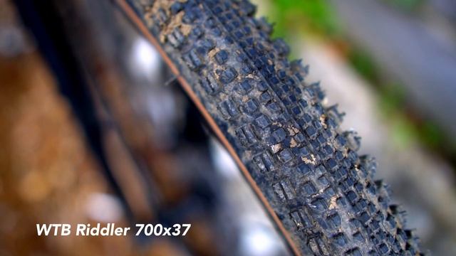 My guide to choosing the best gravel tyre. How wide and what tread pattern is right for you? смотреть онлайн