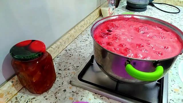 Кизиловое варенье. смотреть онлайн