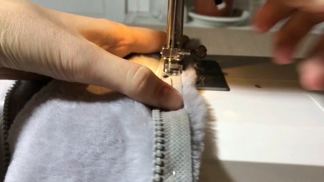 DIY Шьем пушистую СУМКУ своими руками / как сделать плюшевый шопер / I sew a fluffy BAG смотреть онлайн