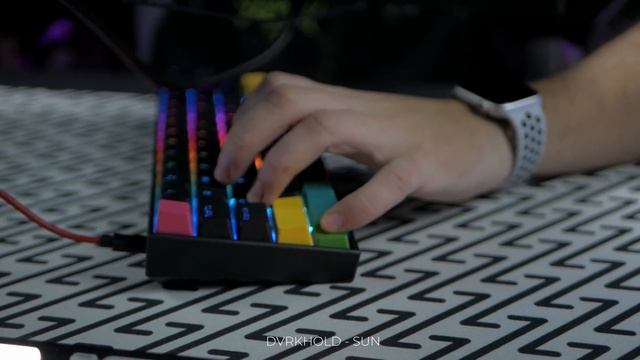 ⌨️ 3000₽! ЛУЧШАЯ БЮДЖЕТНАЯ 60% МЕХАНИЧЕСКАЯ КЛАВИАТУРА с Алиэкспресс! Anne Pro 2 обзор 2021 смотреть онлайн