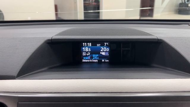 2013 Toyota Sienna XLE AWD Review смотреть онлайн