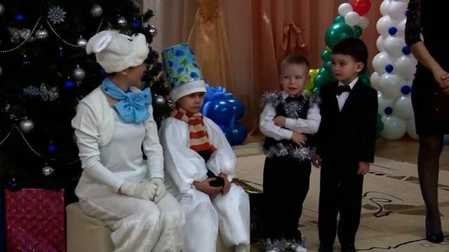 ДС новогодний утренник 2013 смотреть онлайн