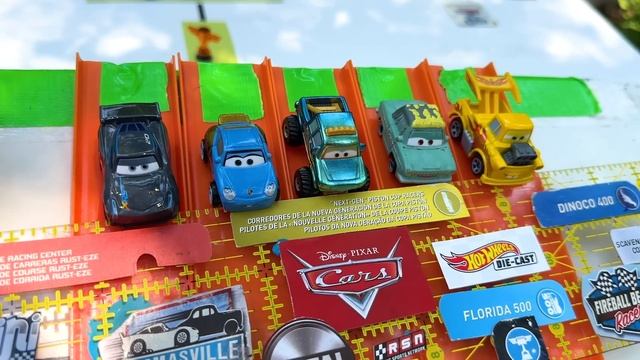 MINI RACERS BOXES SERIES 2 CAMPEONATO CARRERAS DIECAST смотреть онлайн