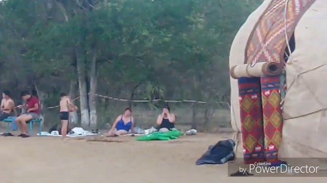 Жезказган Одыхай.! Ура! Ура! Платный пляж смотреть онлайн