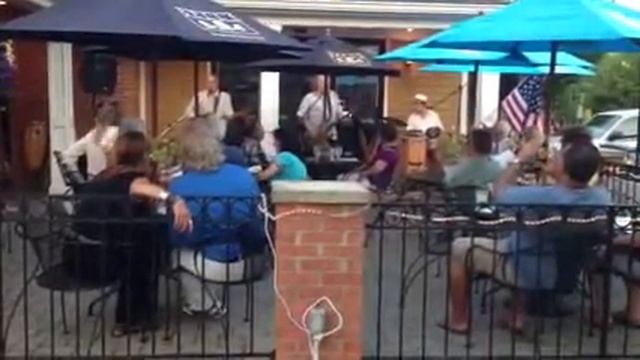 Tickled Pink LIVE at Rail House смотреть онлайн