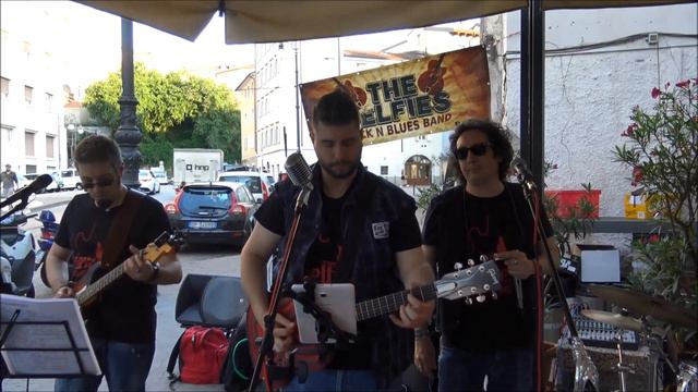 The Selfies band (Trieste -Italy) plays "Me & the devil blues" (song by R. Johnson) смотреть онлайн