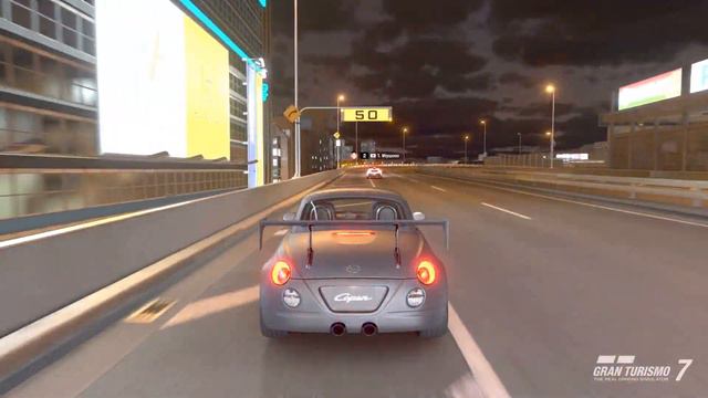 Gran Turismo 7 (PS5) Daihatsu Copen 02 HEERLIJK GEPRUTTEL UIT DE uitlaatvlammen смотреть онлайн