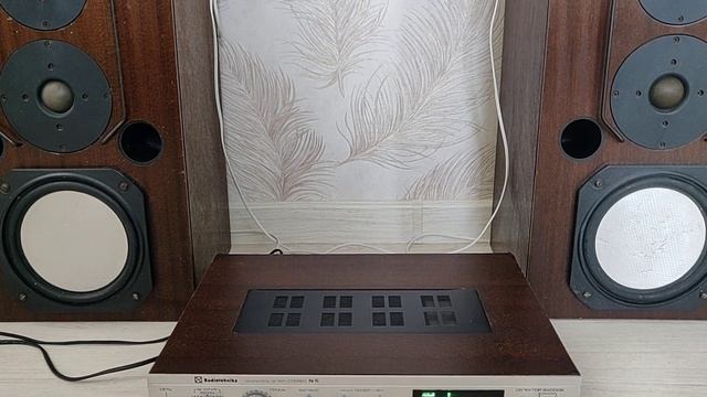 Радиотехника У101 стерео hi-fi + Эстония 35ас 021-1 смотреть онлайн
