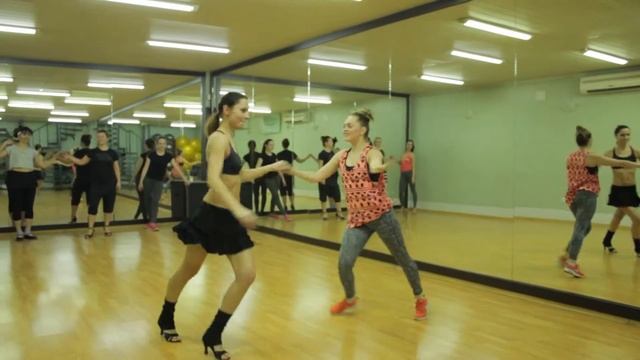 Латина - фитнес клуб Ева смотреть онлайн