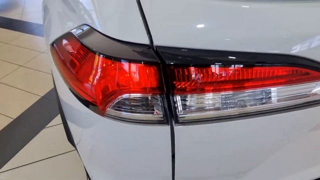 Quick Overview - Lowest Spec 2021 Corolla Cross Xi - Aggressive Pricing By Toyota, Does It Cut It?